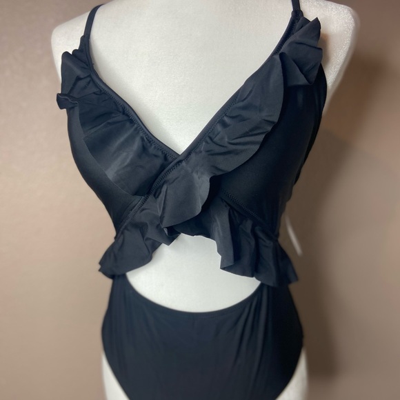 One More Round One Piece - Picture 1 of 4